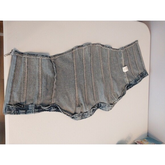 Pretty Little Thing Denim Corset Top Sz 2 Blue Stonewashed Distressed Full Zip - Picture 8 of 10